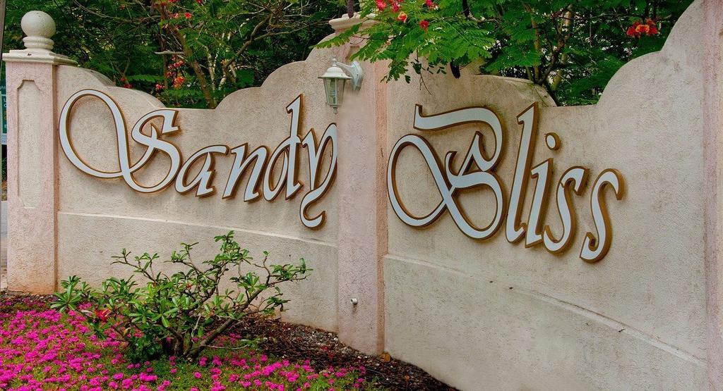 Sandy Bliss Condominiums Saint James Ngoại thất bức ảnh
